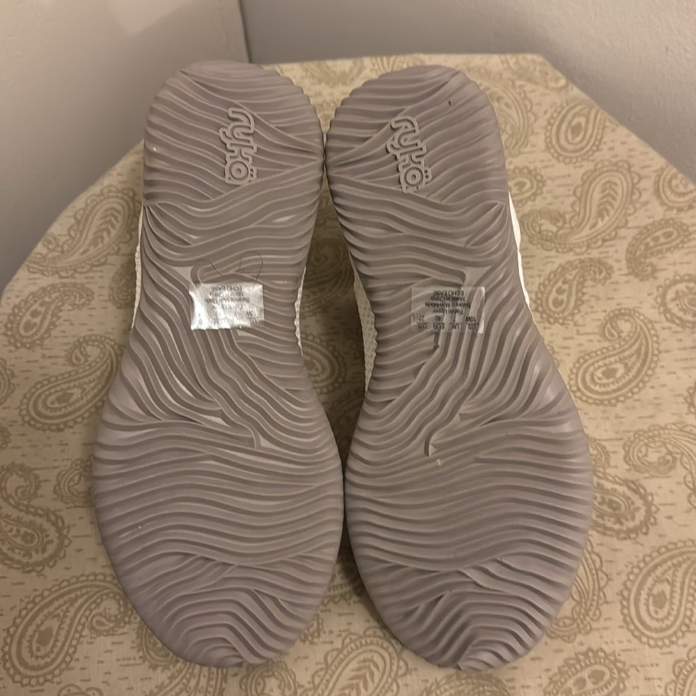Ryka Trail Knit Slip-Ons - Echo Ease Cool Tones
White 10 Wide - Picture 7 of 12